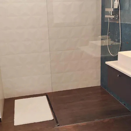 Apartmán Barber's Home, Free Private Parking *
